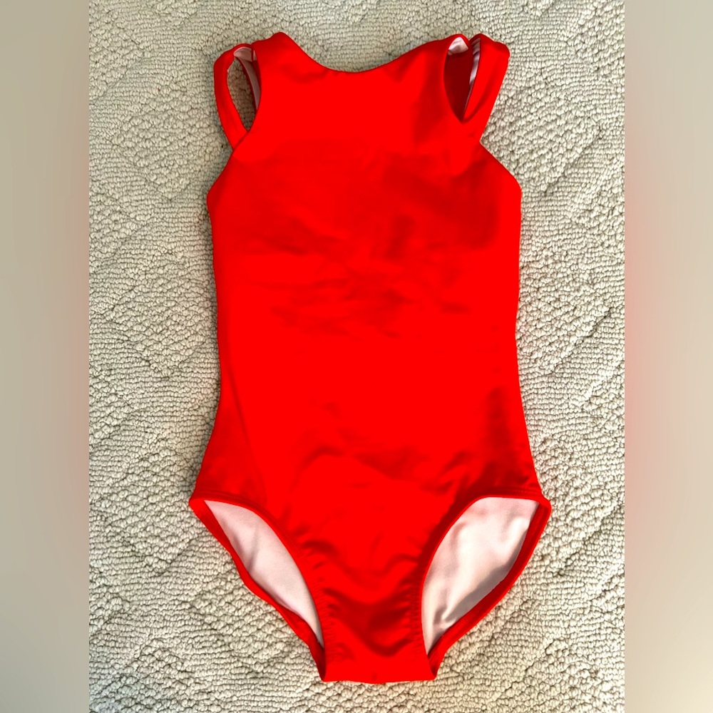Jo&Jax Leo, YM, cherry red, GENTLY used.